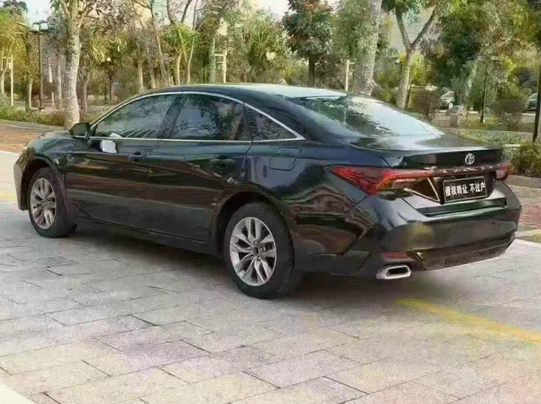 丰田亚洲龙 内饰后排