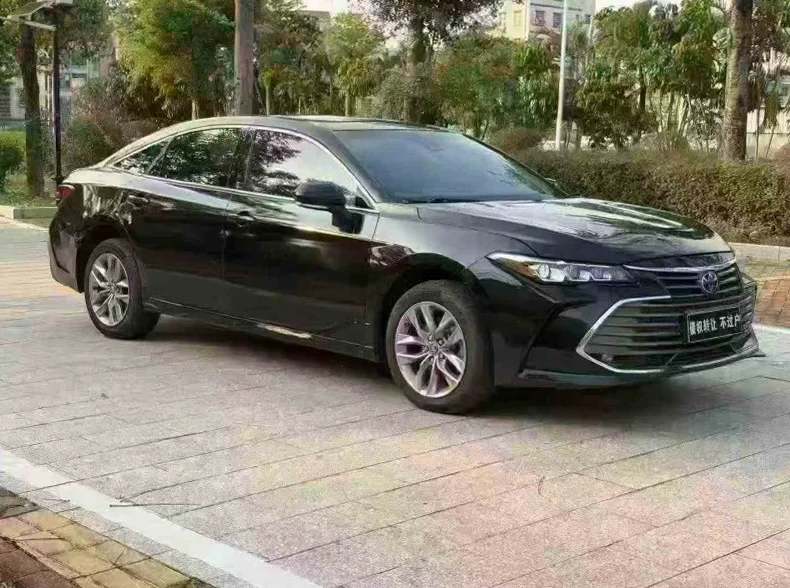 丰田亚洲龙 正面外观二