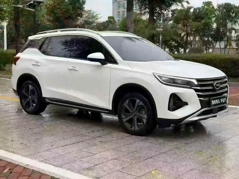 传祺GS4 正面外观二