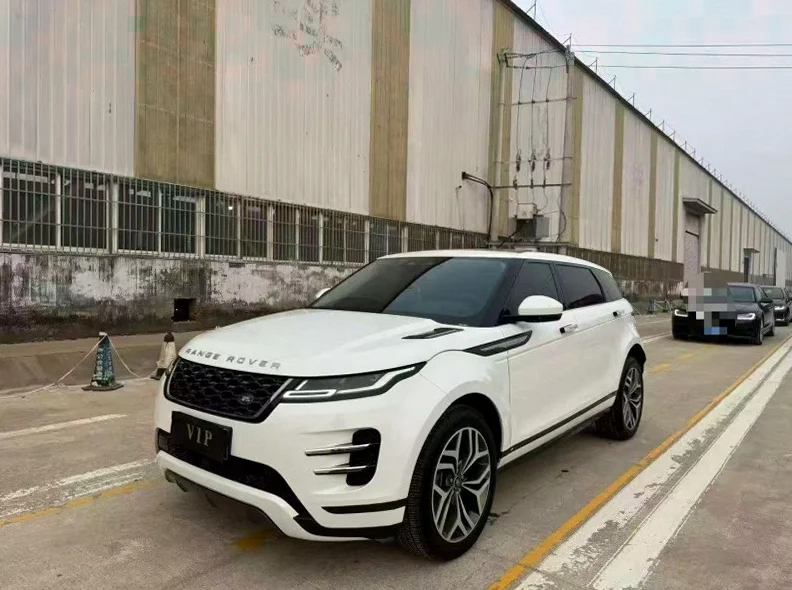 路虎极光 正面外观二