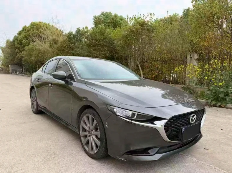 马自达昂克赛拉 正面外观三