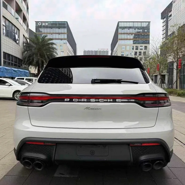 保时捷Macan 驾驶室