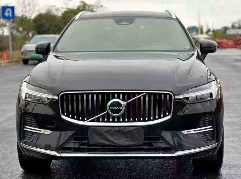 22年沃尔沃XC60 2.0T四驱B5高配