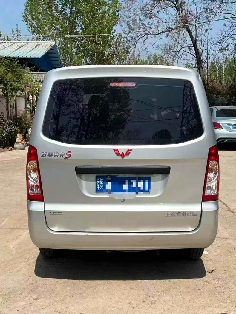 五菱汽车荣光 内饰前排