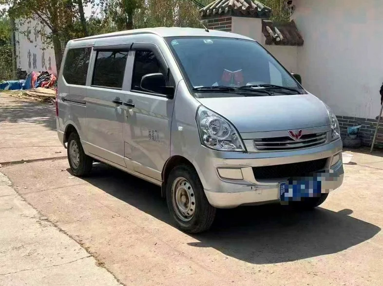 五菱汽车荣光 正面外观三