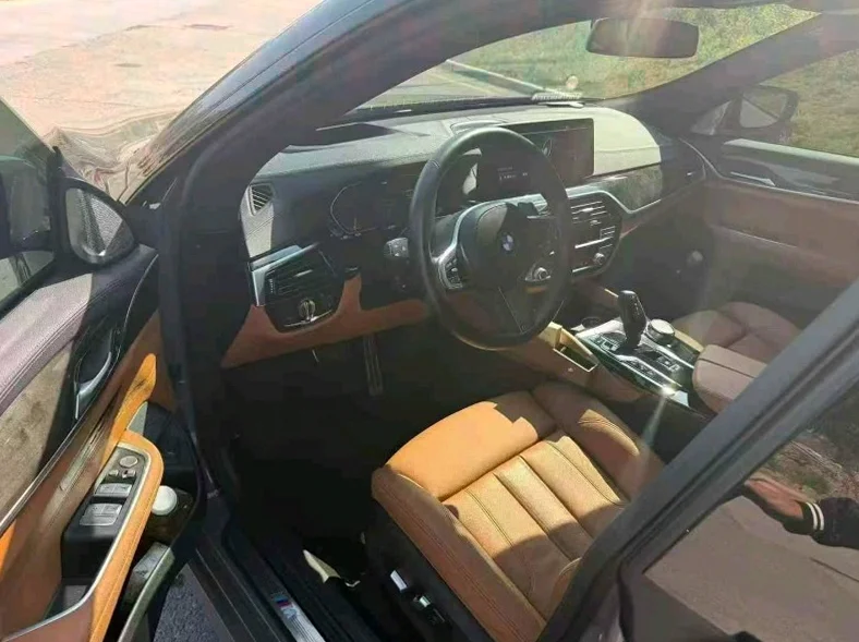 宝马6系 后面外观一