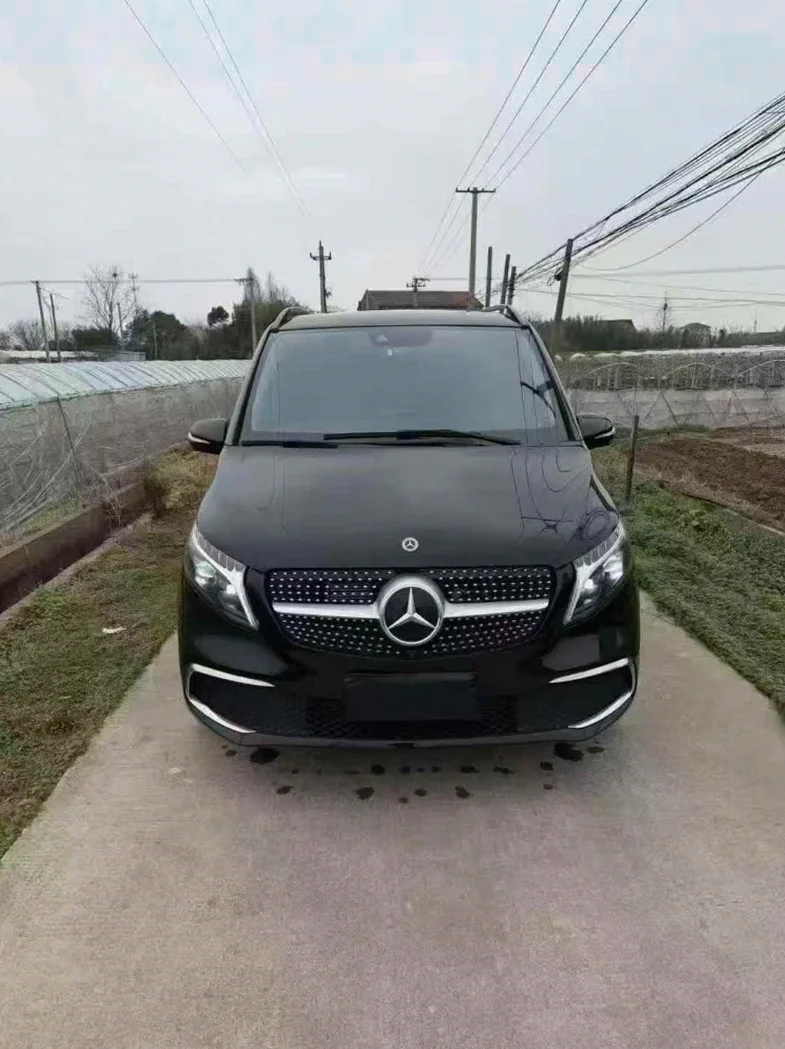 23年奔驰V260 2.0T高配