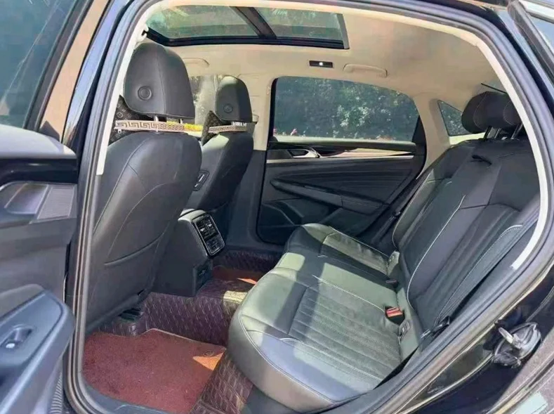 大众帕萨特 后面外观三