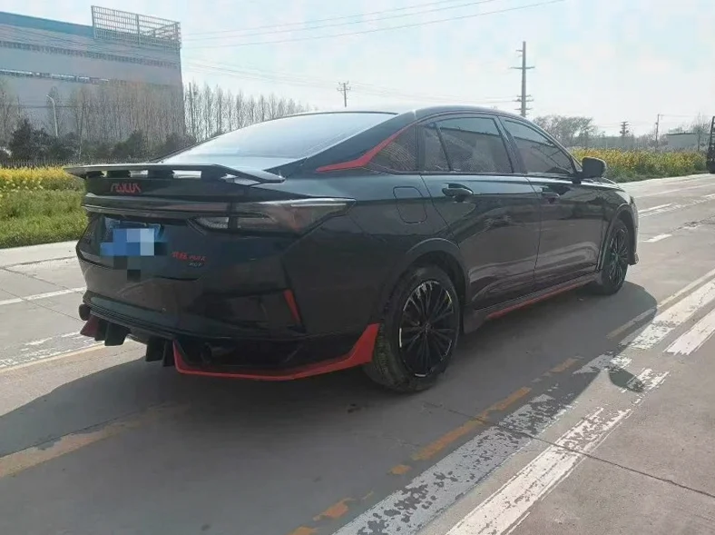 东风奕炫 内饰后排