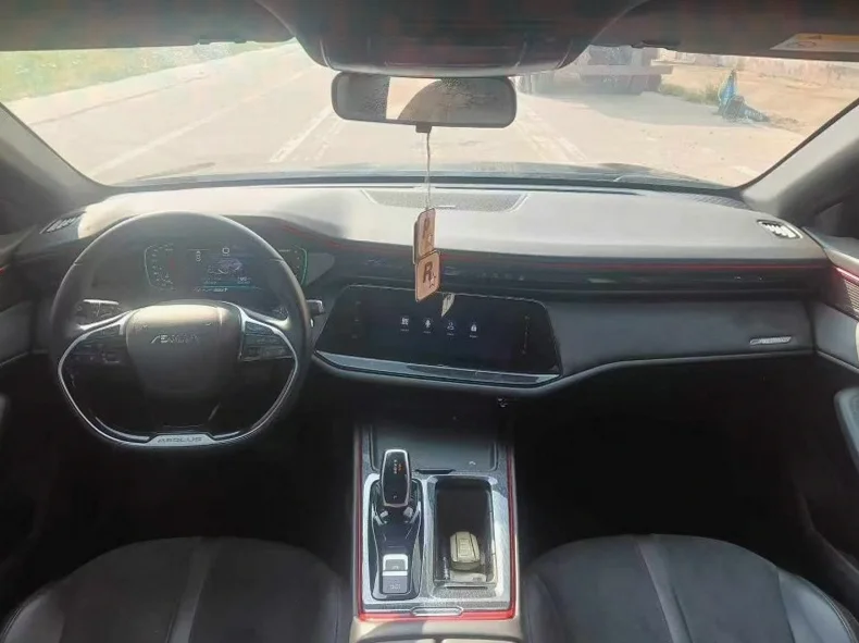 东风奕炫 后面外观三