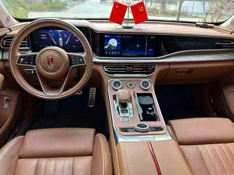 红旗H9 后面外观三