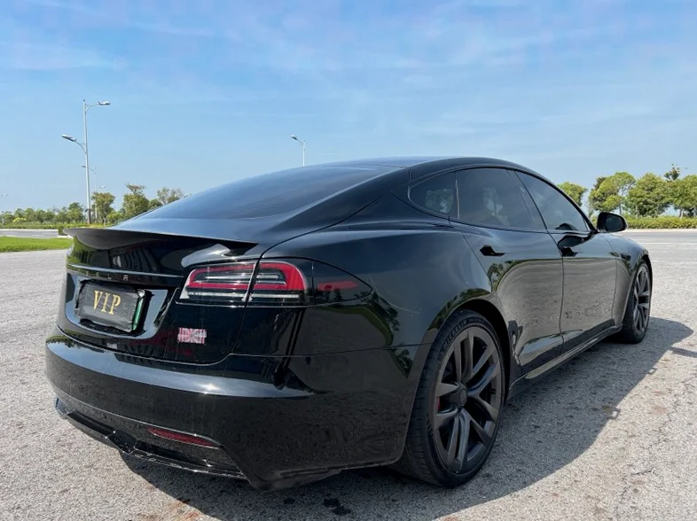 特斯拉MODEL 后面外观二