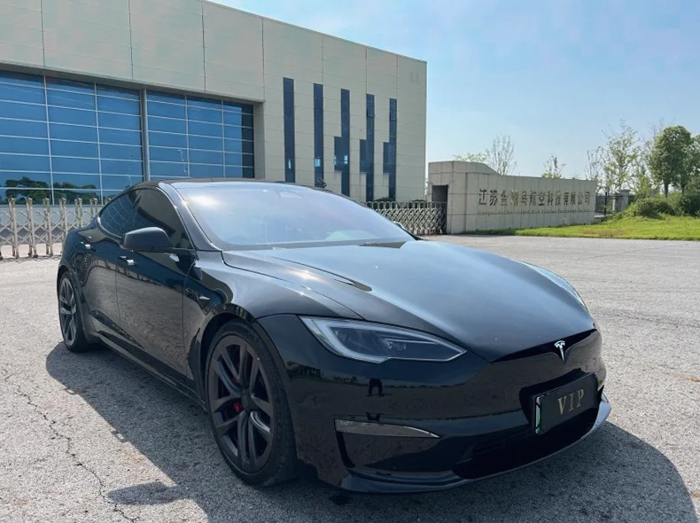 特斯拉MODEL 正面外观二