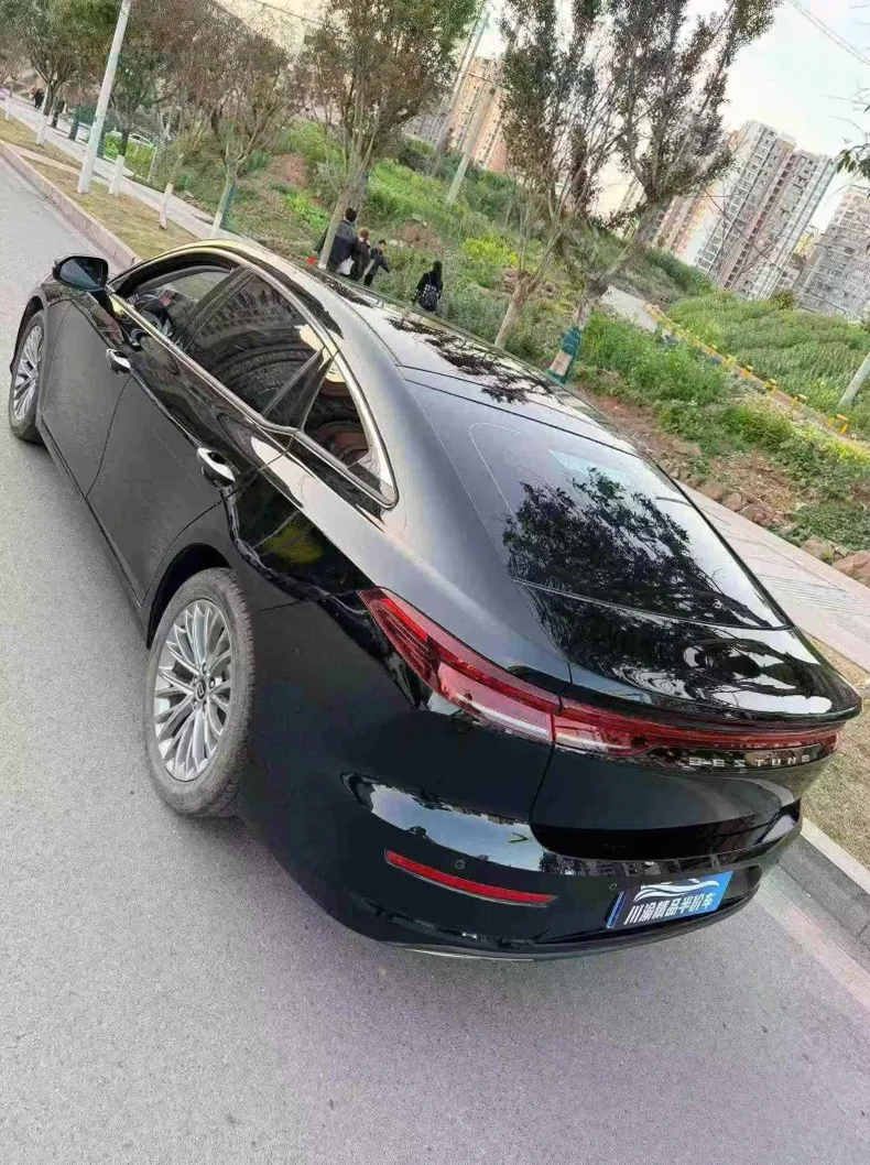 奔腾B70 内饰后排