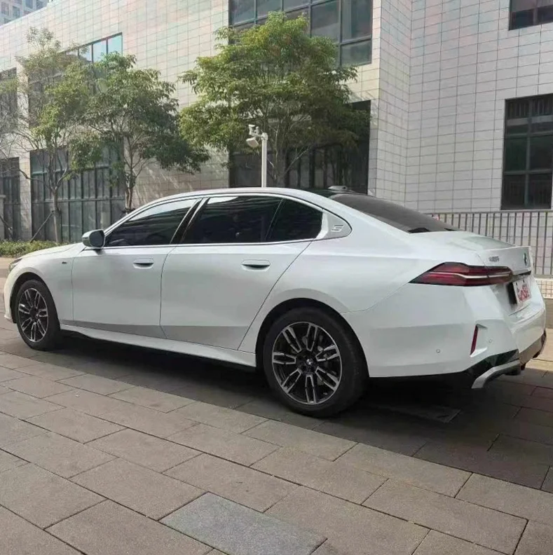 宝马5系 内饰后排