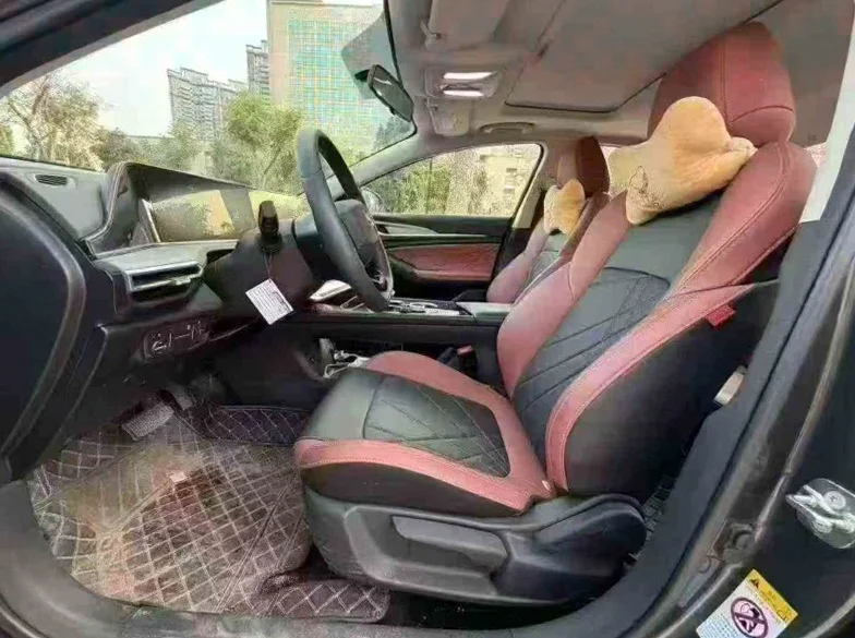 长安汽车逸动 内饰前排