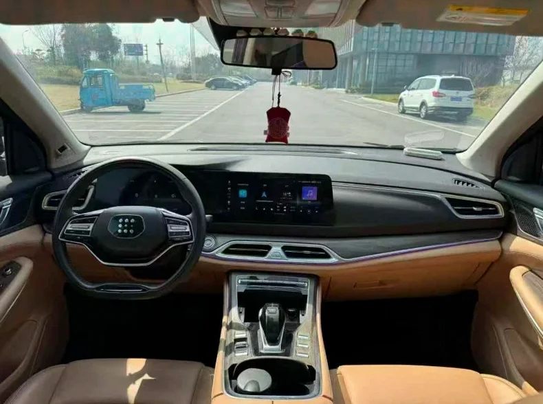 东风蓝电E5 后面外观三