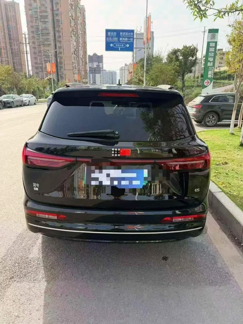 东风蓝电E5 内饰前排