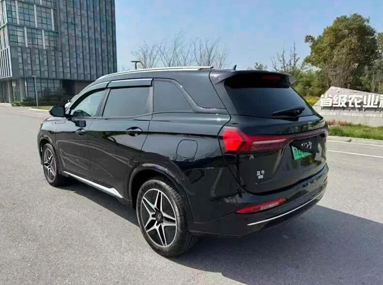 东风蓝电E5 内饰后排