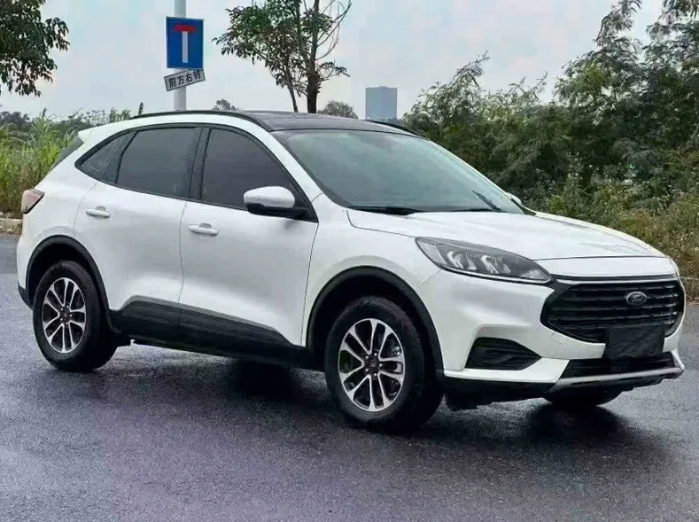 福特锐际 正面外观二