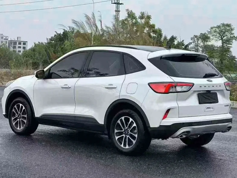 福特锐际 内饰前排