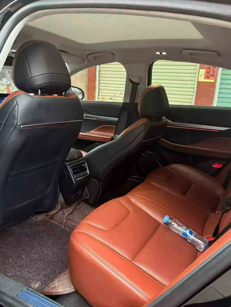 林肯Z 后面外观二