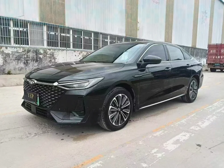 奇瑞风云 正面外观二