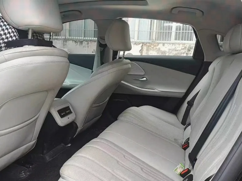 奇瑞风云 后面外观二