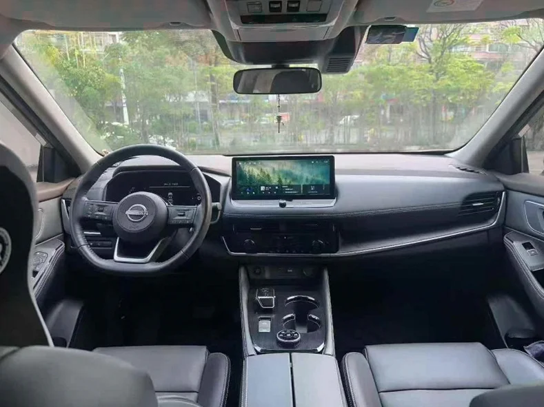 日产奇骏 后面外观三