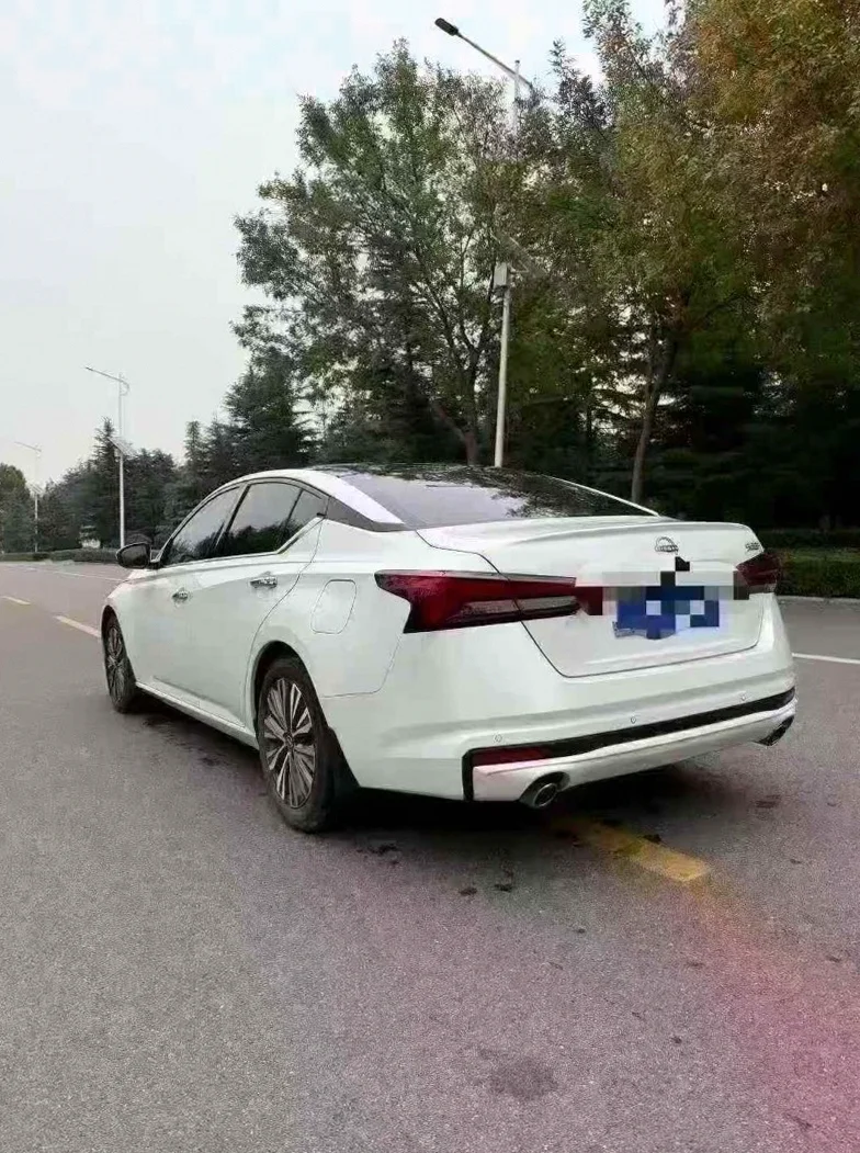 日产天籁 内饰后排