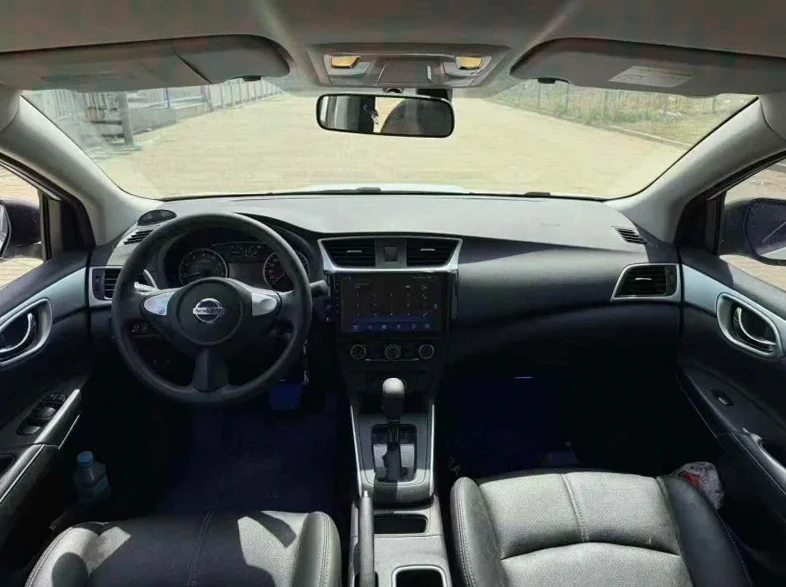 日产轩逸 后面外观三