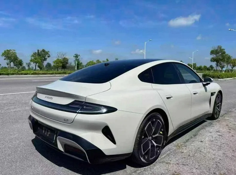 小米SU7 内饰后排