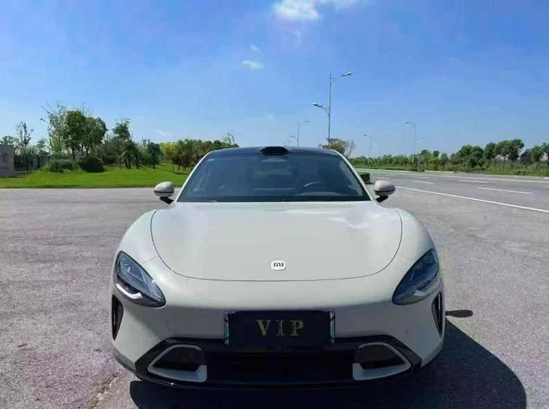 24年小米SU7 830公里续航高阶智驾Pro版