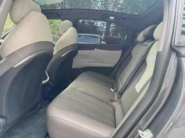 长安汽车深蓝 后面外观三