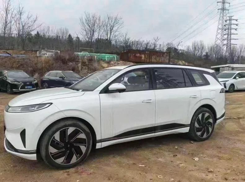 东风奕派 正面外观三