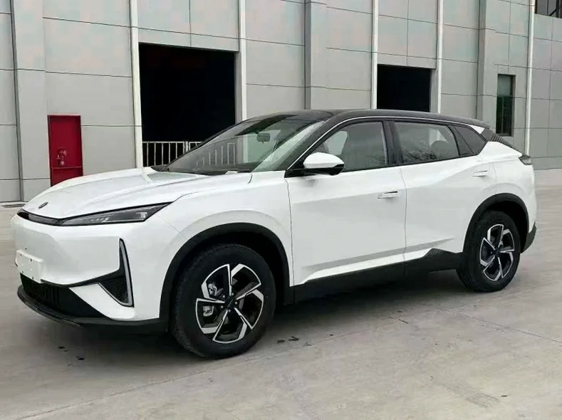 风神东风 正面外观三