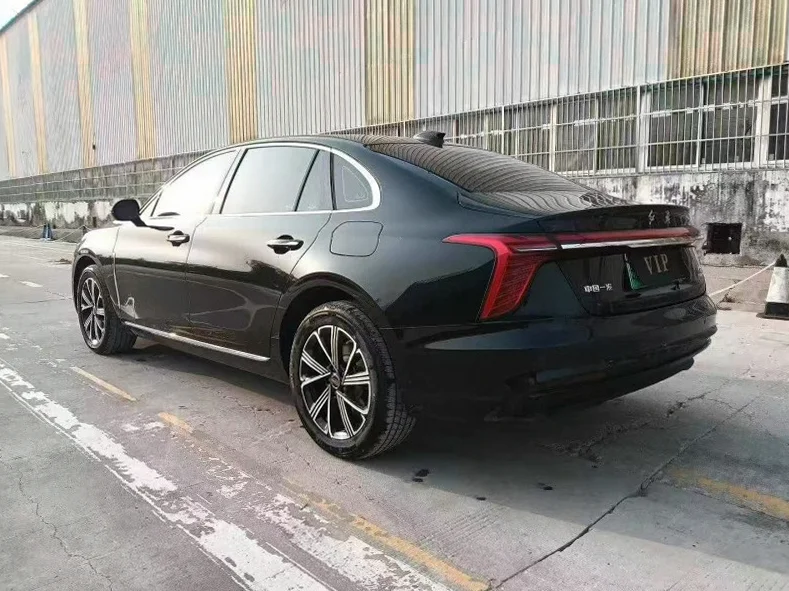 红旗H5 内饰前排