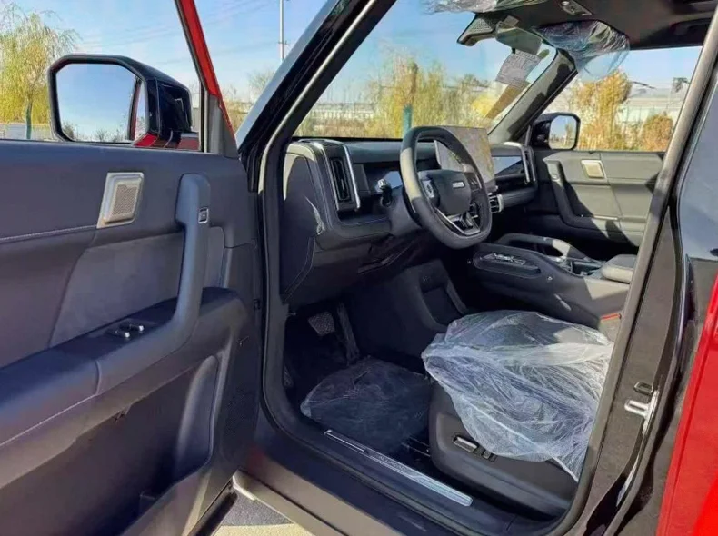 奇瑞ICAR 内饰前排