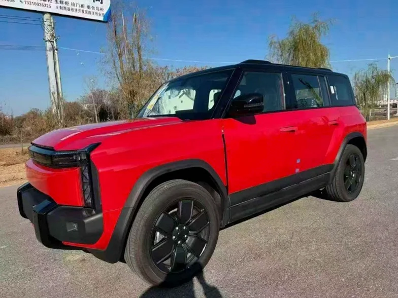 奇瑞ICAR 正面外观三