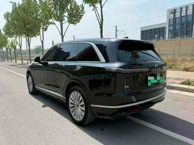 乐道L90 内饰后排