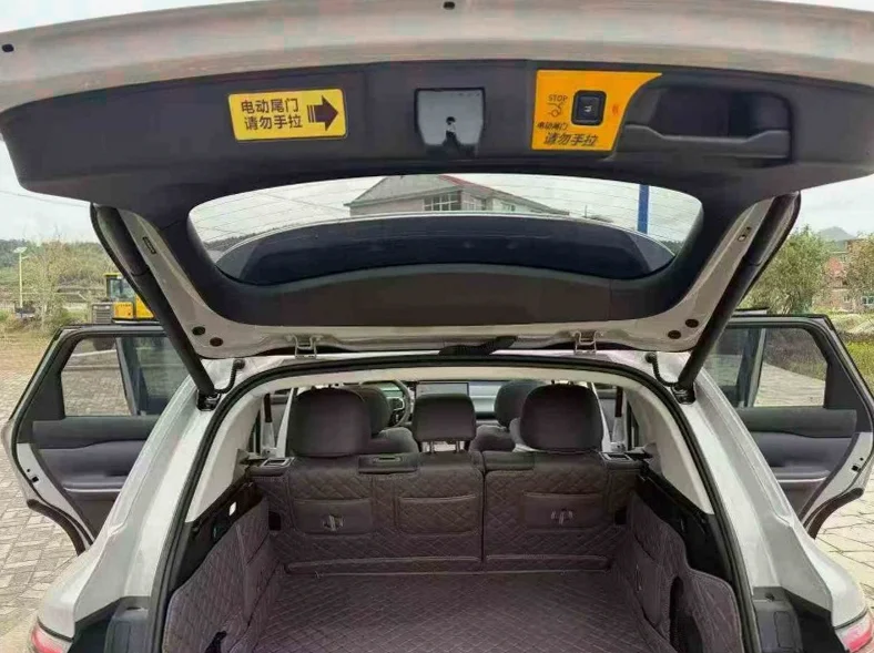 零跑汽车C10 后面外观二