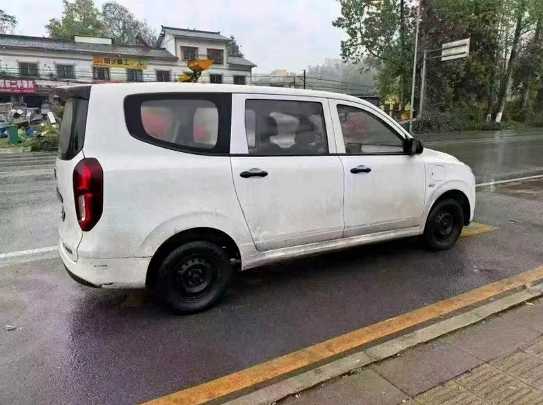 五菱汽车宏光 内饰前排