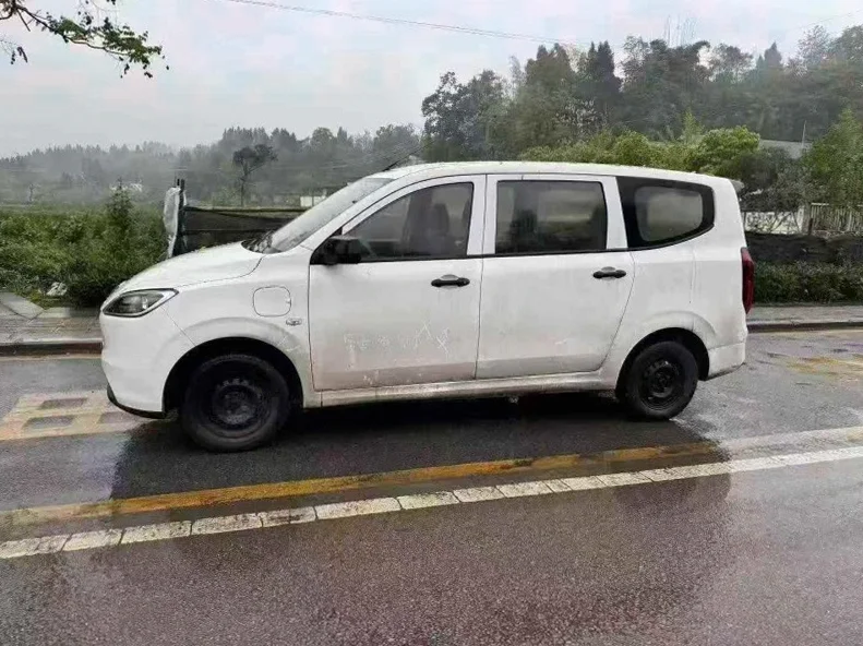 五菱汽车宏光 正面外观二