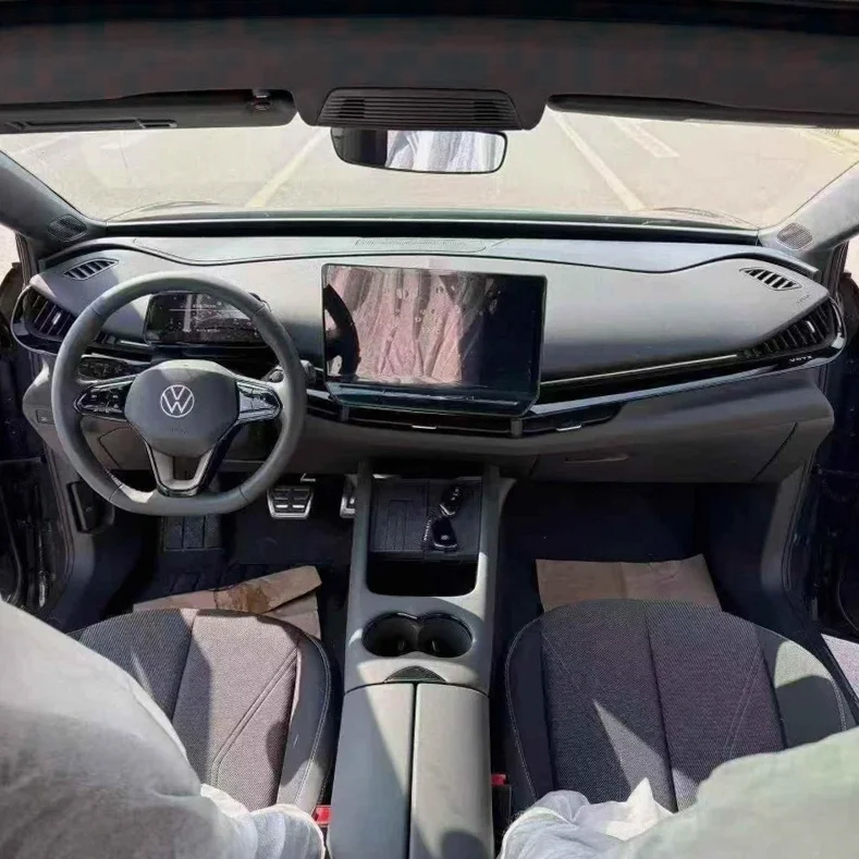 大众与众 后面外观三