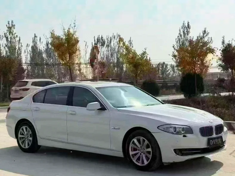 宝马5系 正面外观三