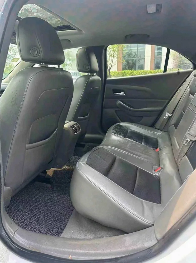 雪佛兰迈锐宝 内饰后排