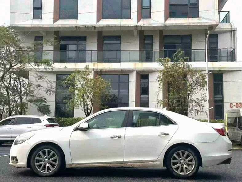 雪佛兰迈锐宝 后面外观一