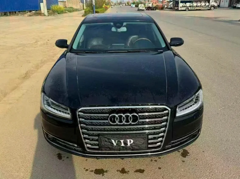 14年奥迪A8L 3.0T 50大功率四座顶配