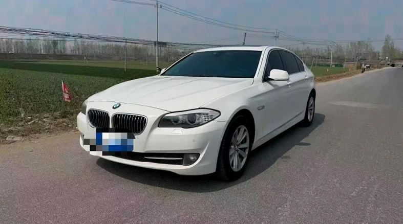 宝马5系 正面外观二