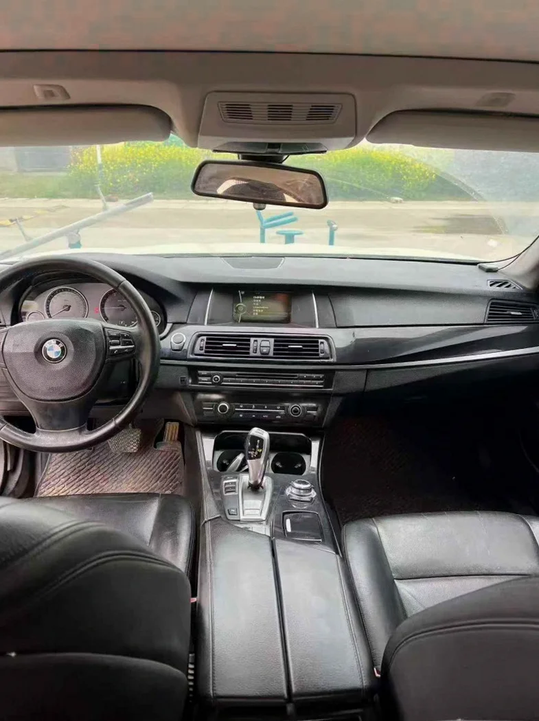 宝马5系 后面外观三